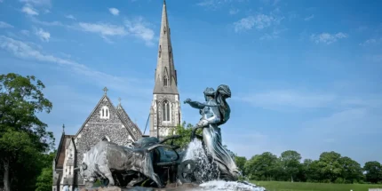 Study in St. Albans: The Ultimate Guide to Scholarship, Live, Learn & Grow